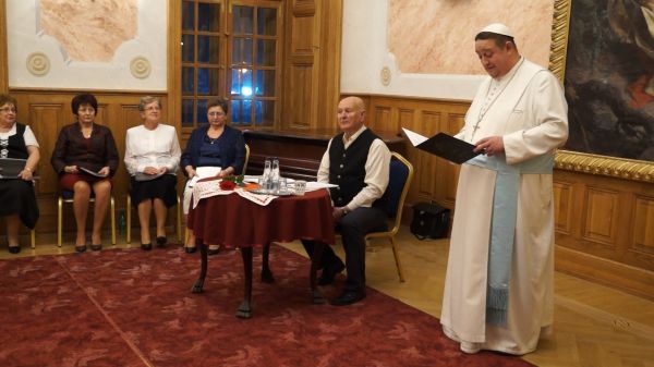 A 125 éve született Mécs László papköltő tiszteletére rendeztek emlékestet Csornán