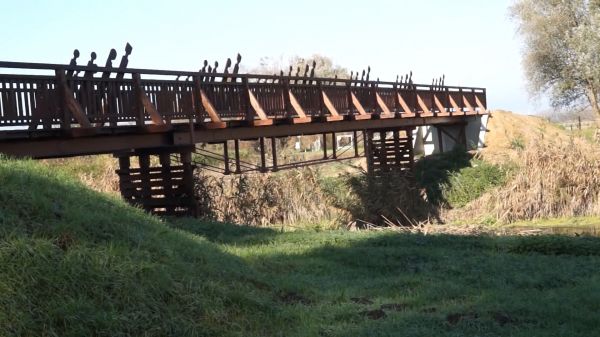 Felújították a menekülés hídját Kapuvár határában