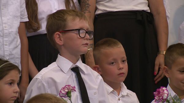 Tanévnyitó a kapuvári Széchenyiben