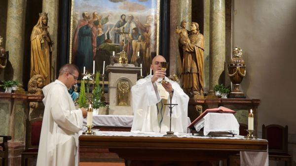 A Győri Székesegyház felszentelésének évfordulóját ünnepelték a csornai premontrei templomban