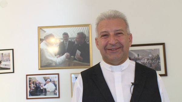 Imapercek Henczel Szabolcs plébánossal