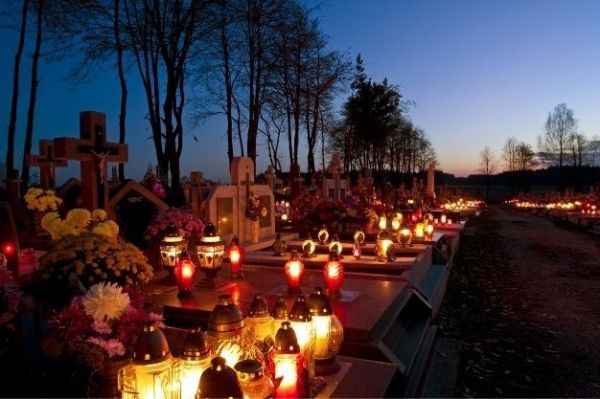 Megváltozik a forgalmi rend a kapuvári temetőnél