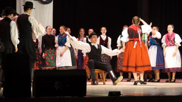Téli táncos vígasságok - csornai néptánciskola műsora
